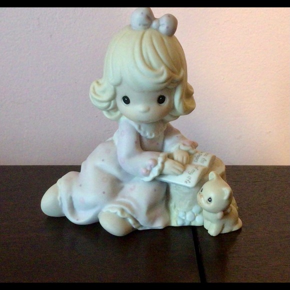 Precious Moments “You fill the pages of my life” - Picture 4 of 10